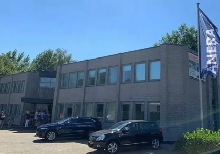 Anera B.V. (Büro + Ausstellungsraum) Anera B.V. (Büro + Ausstellungsraum)